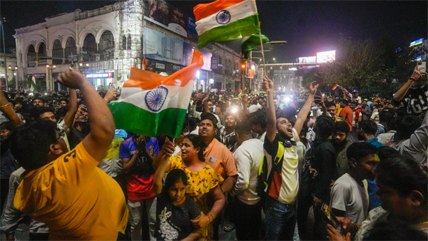 Hyderabad youth grand celebrations after India won Champions Trophy 2025