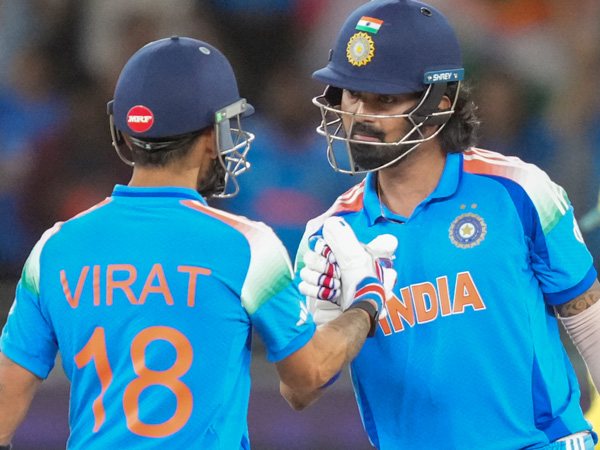 IND VS AUS Virat kohli tells Rohit sharma that Kl rahul will hit six to finish semifinal match