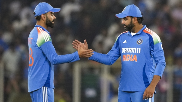 IND vs NZ Virat Kohli s Tactical Advice Helps Rohit Sharma Work Wonders in Champions Trophy 2025 Final