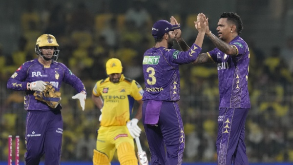 CSK vs KKR Chennai s Poor Batting Performance Struggling to Reach 100 Runs