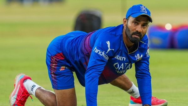 IPL 2025 RCB Mentor Dinesh Karthik Adds Fuel To IPL Pitch Controversy After lose back-to-back home matches