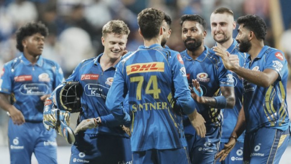 MI vs SRH Mumbai Indians Create History in IPL 2025 with Record Win at Wankhede MI vs SRH Mumbai Indians Create History in IPL 2025 with Record Win at Wankhede