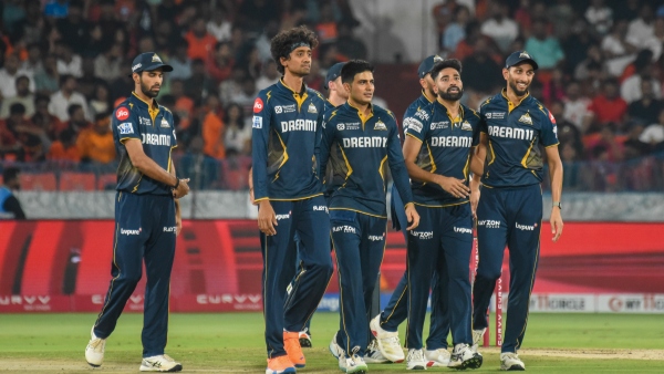 SRH vs GT IPL 2025 Mohammed Siraj 4 Wickets helps Gujarat restrict SRH to 152 8