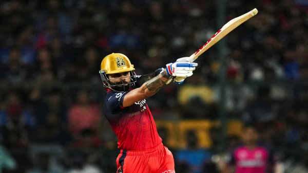 RCB VS RR Virat Kohli becomes first player to complete 3500 runs in a Venue in T20 Cricket