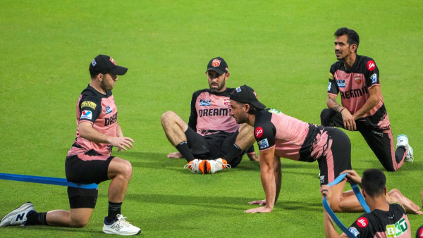 Fans reacions on pbks player Glenn maxwell ruled out of ipl 2025 due to finger fracture