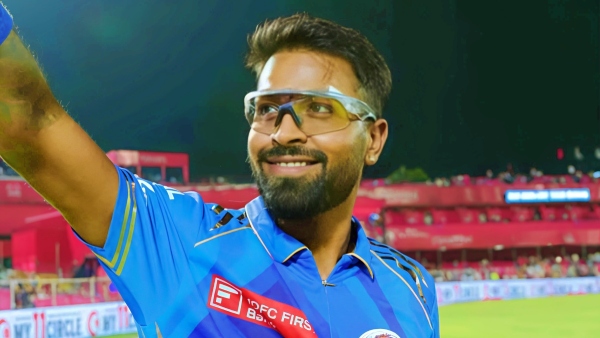 Hardik Pandya injured as he played RR VS MI match with 7 stitches as he got a cut on his left eye