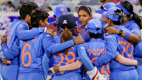 India Women Suffer First Loss in Tri-Series After Close Defeat to Sri Lanka