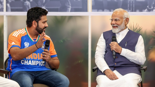 Rohit Sharma Reveals Team India Was Restricted to Hotel Before T20 World Cup 2024 Match vs Pakistan Rohit Sharma Reveals Team India Was Restricted to Hotel Before T20 World Cup 2024 Match vs Pakistan