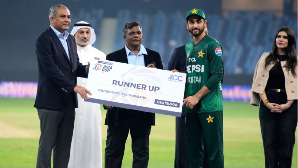 Salman Ali Agha Tosses Runners-Up Check