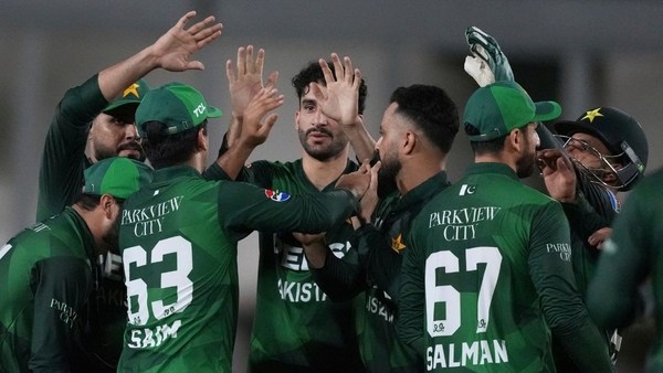 Asia Cup 2025 Pakistan Captain Salman Ali Agha Suffers Injury Scare Ahead of India Match