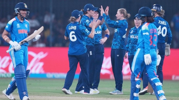 Women s World Cup 2025 England Beat India By 4 Runs Qualify For Semi-Finals