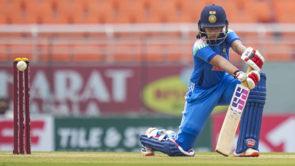 IND W vs PAK W Pratika Rawal Smashes Hat-trick Fours in Sehwag Style Attack