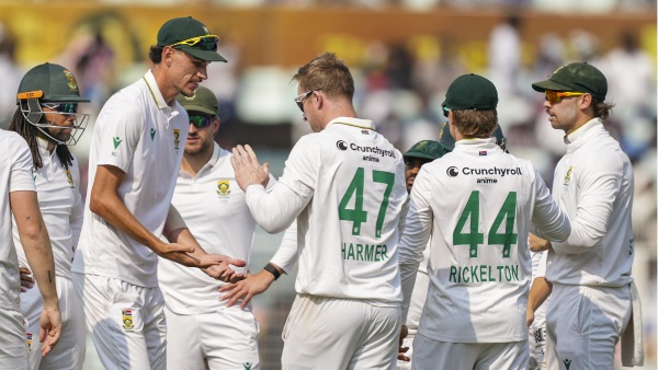 Big Blow for South Africa Ahead of Guwahati Test Kolkata Hero Simon Harmer Hospitalized