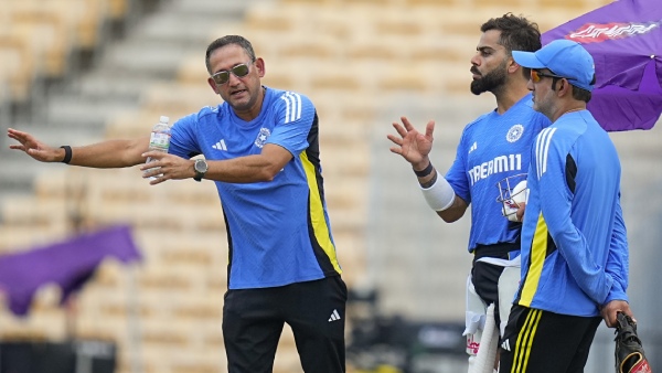 Ajit Agarkar From 4 Golden Ducks to Forcing Rohit Kohli Retirement Hot Controversy Explained