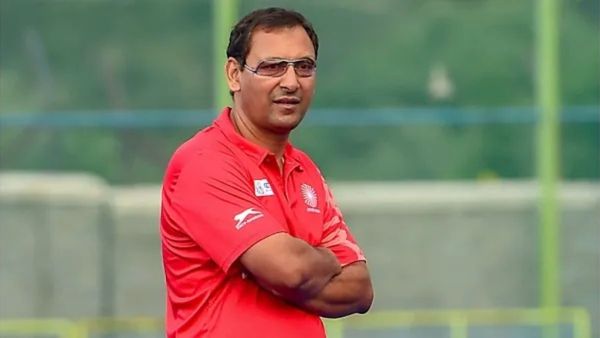 Harendra Singh Steps Down as India Women s Hockey Coach Amid Complaints and Poor Results
