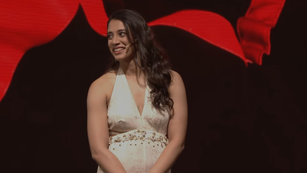 Smriti Mandhana Glamorous Look Goes Viral