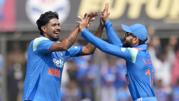 Virat Kohli Sweet Warning to Harshit Rana Goes Viral Virat Kohli Sweet Warning to Harshit Rana Goes Viral