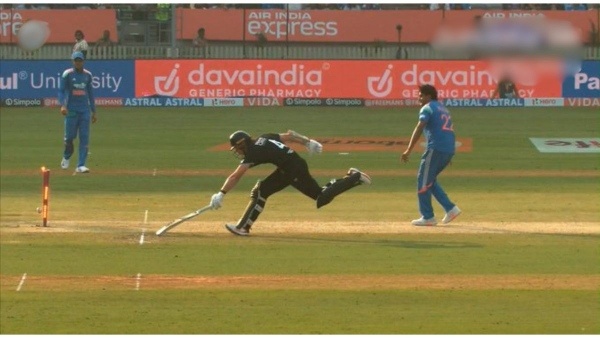 IND vs NZ Shreyas Iyer s Brilliant Direct Hit Sends Bracewell Packing in 1st ODI Video