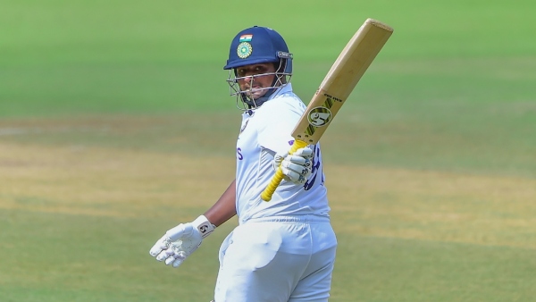 Is Sarfaraz Khan Being Ignored Dilip Vengsarkar Slams Indian Selectors Is Sarfaraz Khan Being Ignored Dilip Vengsarkar Slams Indian Selectors