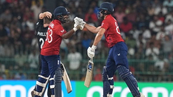 England Secure T20 World Cup 2026 Semifinal Spot as Glenn Phillips Struggles Cost New Zealand