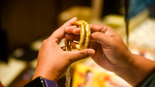 gold price prediction today gold price forecast gold rate volatility gold prices today gold market outlook near term gold volatility gold investment strategy gold safe haven demand gold price movement gold rates outlook gold investors advice gold price trends gold trading strategy gold price analysis