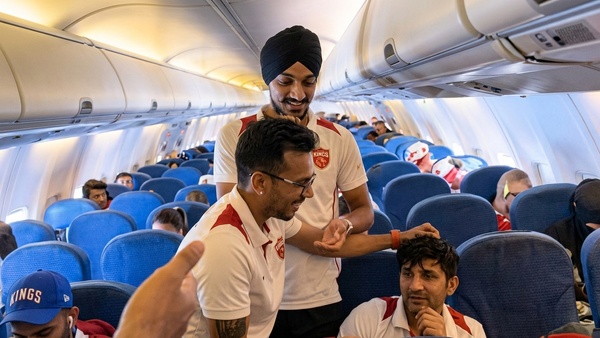 Arshdeep Singh Teases Yuzvendra Chahal on Flight Over Cute Controversy IPL 2026 Viral Video