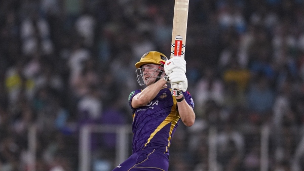 GT vs KKR Cameron Green Heroic 79 Saves KKR Gujarat Titans Set a Target of 181 Runs Full Details
