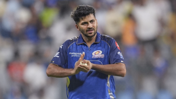 IPL 2026 Shardul Thakur Becomes Most Useless Impact Player as MI Loses to SRH Details