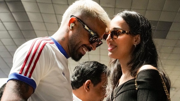 IPL 2026 Hardik Pandya Faces Fans Wrath Amid Mahika Sharma Rumors as MI Playoff Hopes Fade
