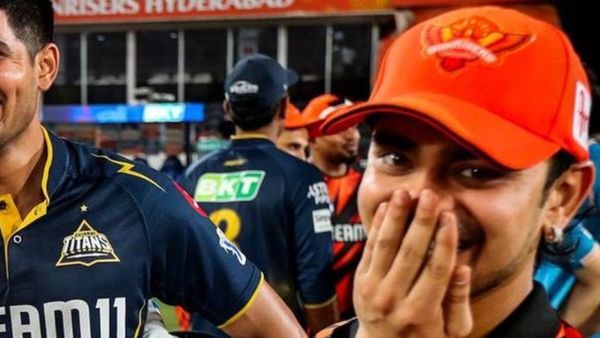 Trolls On Sunrisers Hyderabad after the Match Lost to Gujarat Titans Top as 82-Run Win Playoff Race