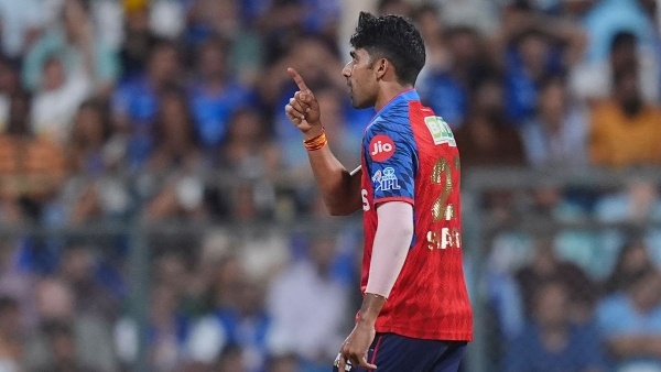 IPL Star Shashank Singh and Retired IPS Father Booked for Allegedly Assaulting Domestic Cook in Bhopal