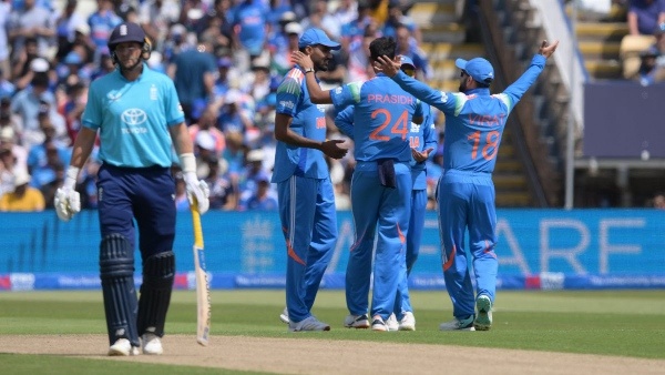 IND vs ENG Axar Patel Four-Wicket Haul Powers India to Bowl Out England for 258 in 1st ODI IND vs ENG Axar Patel Four-Wicket Haul Powers India to Bowl Out England for 258 in 1st ODI