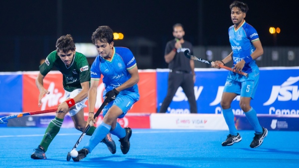 IND vs PAK India Beats Pakistan 3-1 to Win FIH Youth Hockey 5s Asia Championship Title IND vs PAK India Beats Pakistan 3-1 to Win FIH Youth Hockey 5s Asia Championship Title