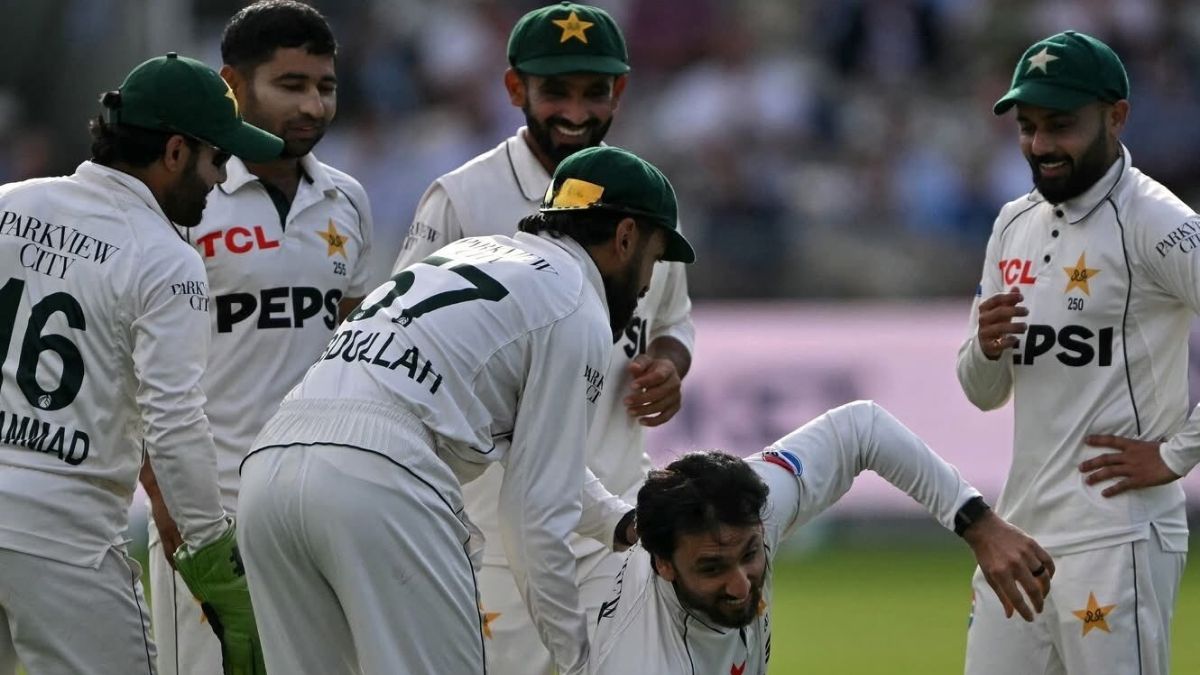 PCB Unhappy With Sky Sports Over Mike Atherton s Interview With Imran Khan s Sons at Lord s PCB Unhappy With Sky Sports Over Mike Atherton s Interview With Imran Khan s Sons at Lord s