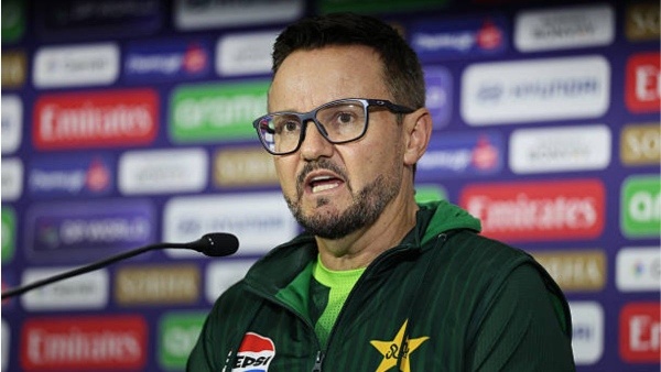 Mike Hesson Says Pakistan Can Put India Under Pressure at Asian Games 2026 Like in Asia Cup 2025 Mike Hesson Says Pakistan Can Put India Under Pressure at Asian Games 2026 Like in Asia Cup 2025