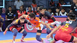 PKL 2025: Bulls tamed in tie-breaker thriller! Puneri Paltan’s all-round performance takes them to top of points table