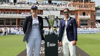 England Make First Move in Historic Women's Lord's Test with Bold Toss Decision