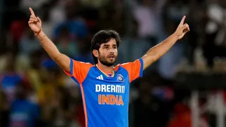 Ravi Bishnoi to Replace Injured Varun Chakravarthy in India's T20I Squad for Zimbabwe Tour