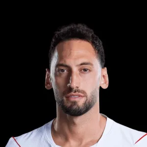 Hakan Calhanoglu