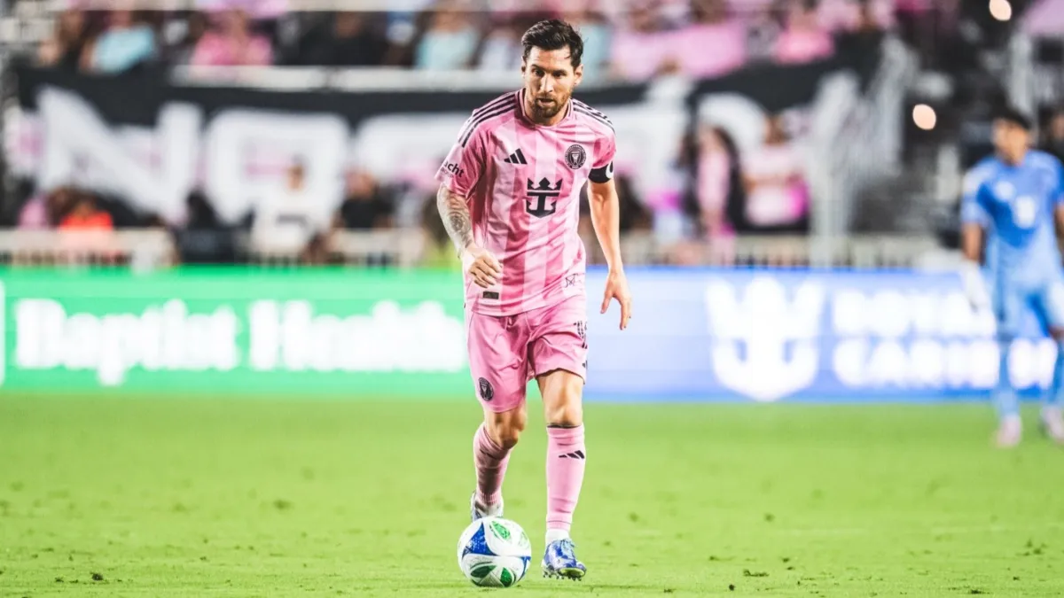 Messi scores twice, leads Inter Miami past Atlanta