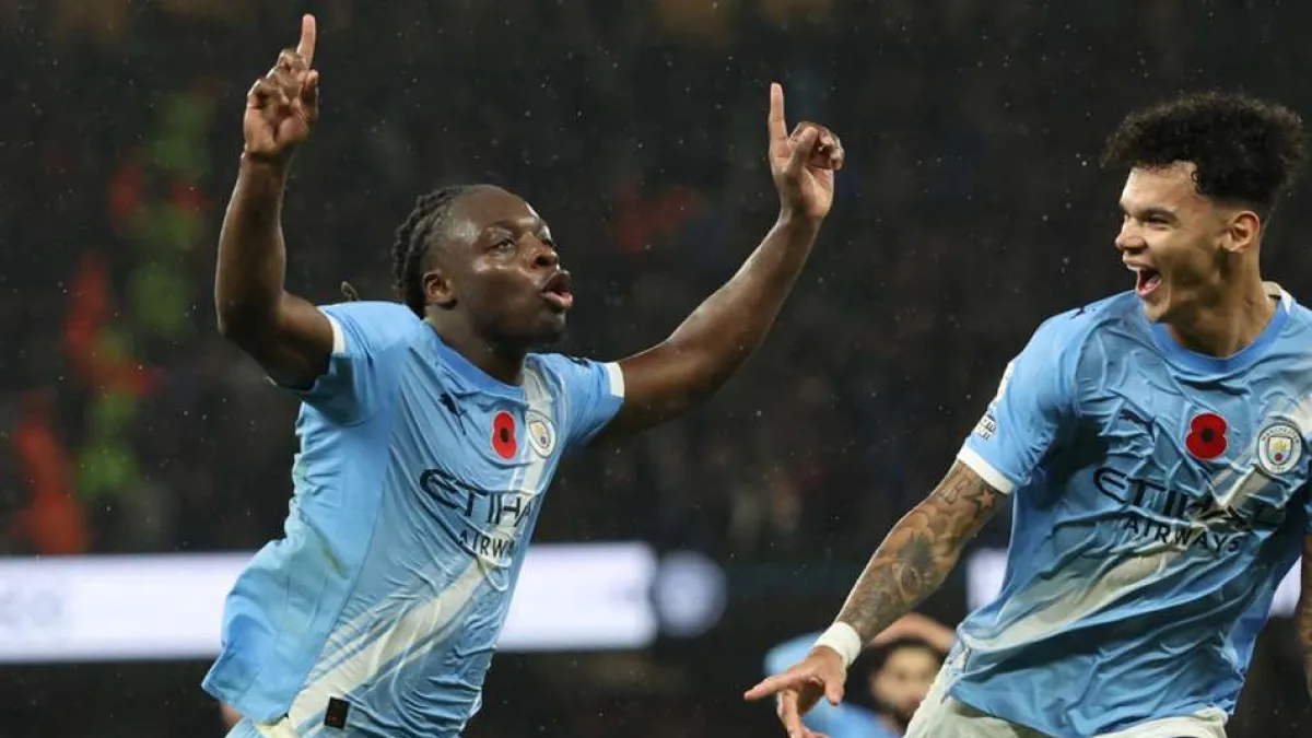 Manchester City 3-0 Liverpool: Guardiola celebrates 1,000th game with statement win