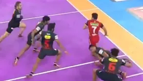 PKL 2019 : பெங்களூரு புல்ஸ் பவன் செஹ்ராவத் அதிரடி.. போராடி தோல்வி அடைந்த யு மும்பா! 
