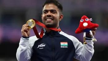 பாராலிம்பிக் - அந்த கருப்பு கொடி.. உறைந்து போன ஈரான் வீரர்.. இந்தியாவுக்கு தங்கம் கிடைத்தது எப்படி? 