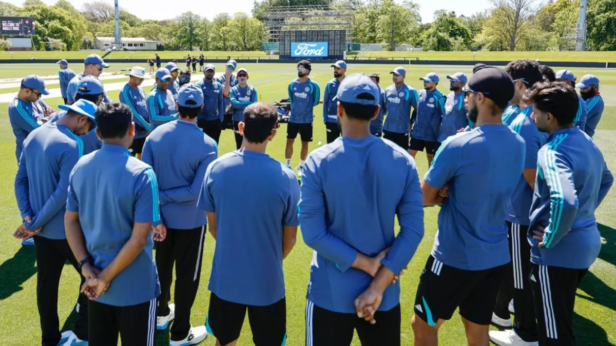 IND vs NZ முதல் டி20 போட்டிக்கு முன் இந்திய வீரர்கள் தீவிர பயிற்சி.. கவனத்தை ஈர்த்த 36 வயது வீரர்