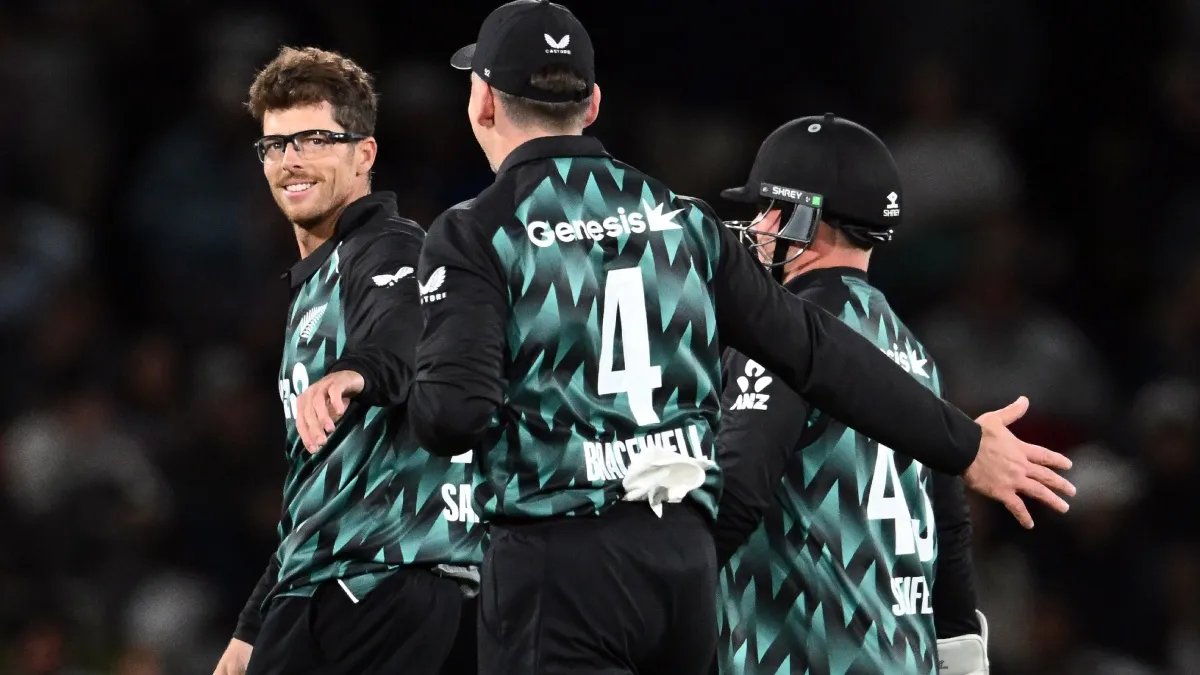 IND vs NZ: இந்திய வீரர்களை தடுக்க முடியவில்லை.. நெருப்பு போல் ஆடினாங்க.. மிட்செல் சாண்ட்னர் வேதனை