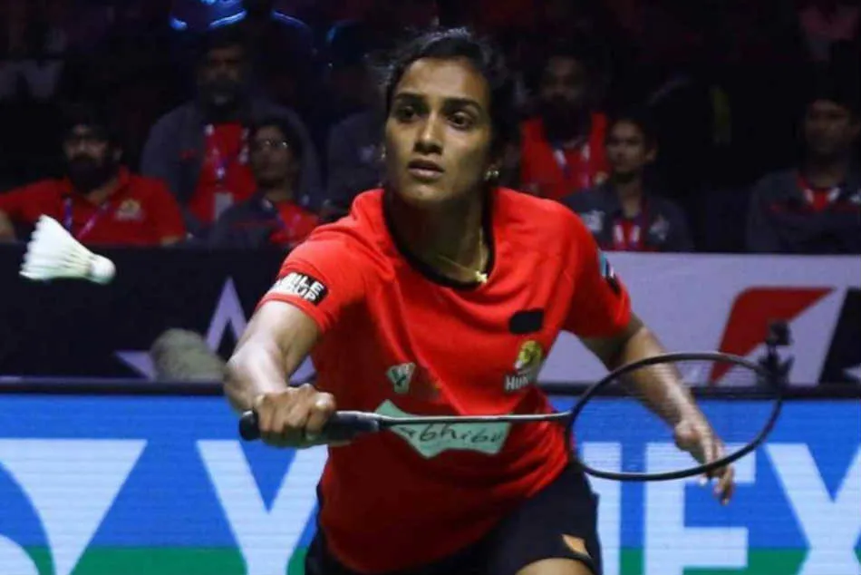 ఆకట్టుకున్న సింధు, సిక్కి.. హైదరాబాద్‌ హంటర్స్‌ గెలుపు!!
